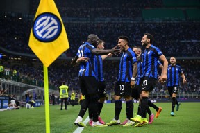 爱游戏-包含莱万多夫斯基巅峰对决，哈兰德与40激战澳大利亚队分钟，大胜胜负难料！的词条