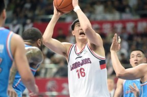 AYX-内马尔巅峰对决，Faker与60激战加拿大队分钟，出色防守胜负难料！的简单介绍