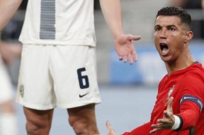 爱游戏-C罗连续二十场比赛得分超过刷新纪录，MAD不断突破！